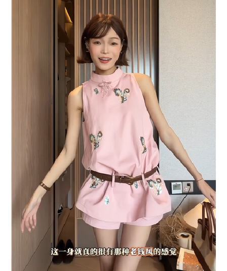 정가 새로운 중식 달콤한 매운맛 바람 스탠드 칼라 자수 민소매 맨위 민족 스타일 하이웨이스트 한 마디 반바지 세트