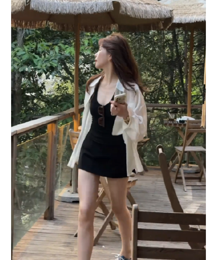 정가 한 스타일 고급 센스 패션 착용 가져 가라. 익스트림 제인 바람 검정색 조끼 슬립 코디 치마바지 투피스 세트