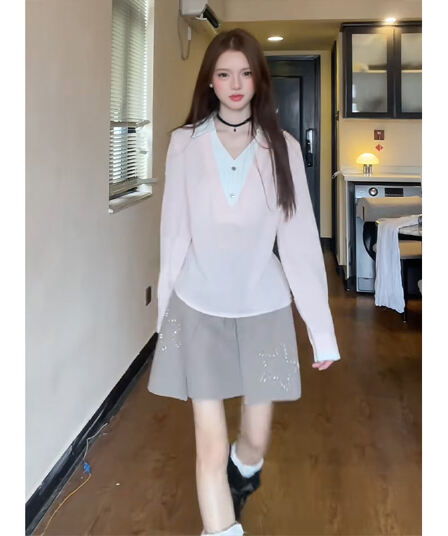 정가 프랑스식 페이크 레이어드 V넥 긴팔 셔츠 맨위 여성 이른 가을 디자인 센스 한 마디 반신 치마 세트