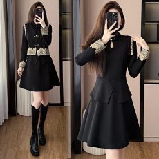 批发实拍<b class='q'>大码</b><b class='q'>女</b>装2026春季新款蕾丝马甲新中式国风显瘦气质长袖<b class='q'>连衣裙</b>