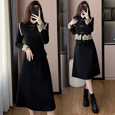 批发实拍<b class='q'>大码</b><b class='q'>女</b>装2026春季新款蕾丝马甲新中式国风显瘦气质长袖<b class='q'>连衣裙</b>