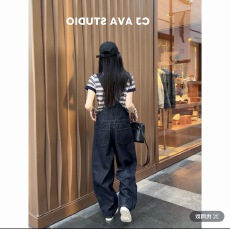 批发宽松直筒减龄显瘦牛仔<b class='q'>背带裤</b>阔腿黑色连体裤