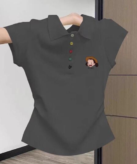 유럽 상품 POLO 칼라 반팔 티셔츠 여성 여름 새로운 색상 단추 주름 허리 수축 주름 몸매 가꾸기 품격 맨위