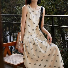 批发桑蚕丝提花波点圆领无袖真丝连衣裙女夏季新款百搭显瘦A字中<b class='q'>长裙</b>