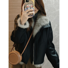 批发巨好看的初<b class='q'>冬</b>黑色机车服皮毛一体高级感短款羊羔绒夹克外套女<b class='q'>冬</b>季