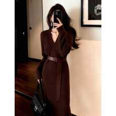 批发v领毛衣裙女秋冬过膝连衣裙冬季中长款内搭打底长裙针织裙