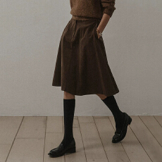 批发2026秋冬季新款复古灯芯绒半身<b class='q'>裙</b>女高腰A字中<b class='q'>裙</b>百搭五分伞<b class='q'>裙</b>子