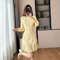 批发实拍2025千金小香风粗花呢<b class='q'>连衣裙</b>秋冬季法式轻奢名媛拼接<b class='q'>百褶</b>裙子