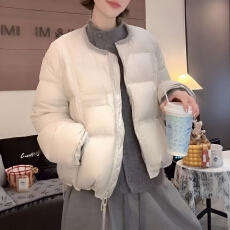 批发官图 极简风圆领宽松休闲短款棉服女2025秋冬时尚保暖气质外套潮