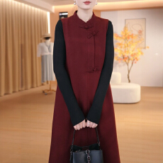 批发官图 2025秋冬新款新中式盘扣马甲裙+<b class='q'>打底衫</b>套装气质国风两件套装