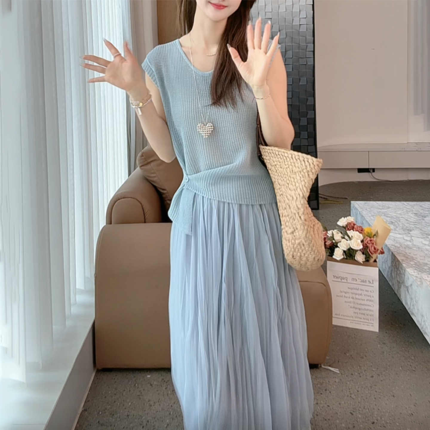 경관 그림 한국 스타일 패션 품격 디자인 센스 보라색 니트 스웨터 망사 반신 스커트 2026 새로운 패션 세트