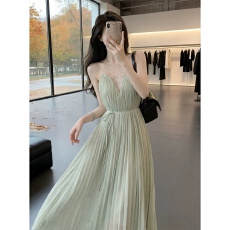 批发温柔风气质名媛镶钻连衣裙2026夏新款海边度假绝美<b class='q'>无袖</b><b class='q'>背心</b>连衣裙