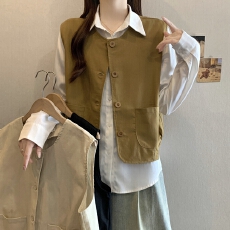 批发实拍2026早春复古工装大口袋马甲背心百搭<b class='q'>显瘦</b>叠穿坎肩<b class='q'>外套</b>上衣