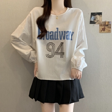 批发实拍秋装新款大码女装高级感字母印花长袖T恤衫套头罩衫