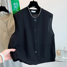 批发2026早春实拍复古工装大口袋马甲背心百搭显瘦叠穿坎肩<b class='q'>外套</b><b class='q'>上衣</b>