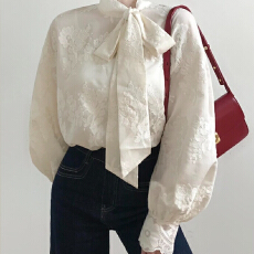 批发2026早春法式独特精致小上衣气质轻奢高级感绝美蕾丝花边系带衬衫