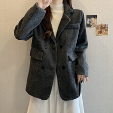 批发实拍冬装新款毛呢外套女短款小个子高级感西装赫本风厚呢子大衣