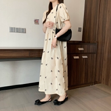 批发实拍夏装大码<b class='q'>韩国</b>chic减龄蝴蝶结刺绣宽松泡泡袖连衣裙M-4XL200斤