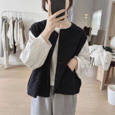批发已出货复古<b class='q'>工装</b>大口袋马甲背心女早秋宽松百搭叠穿圆领坎肩<b class='q'>外套</b>