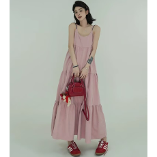 批发吴童童 蓝色露背无袖吊带连衣<b class='q'>裙</b>女夏季新款韩系宽松拼接海边<b class='q'>裙</b>子