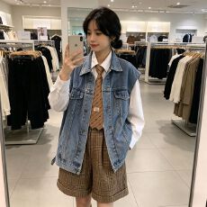 批发秋装新款时尚复古宽松无袖<b class='q'>牛仔</b><b class='q'>马甲女</b>短款百搭外搭上衣