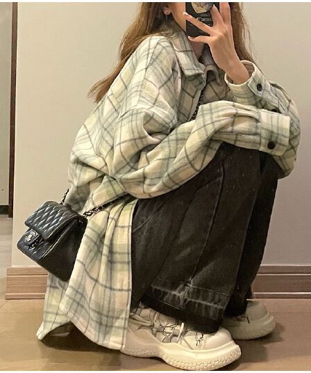 가을 의상 새로운 빅 사이즈 여성 의류 격자 무늬 셔츠 디자인 센스 자외선 차단 프랑스식 셔츠 긴팔 맨위