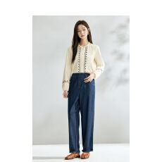 批发秋装新款文艺灯笼国风打底衫刺绣减龄<b class='q'>上衣</b>宽松高端民族衬衣