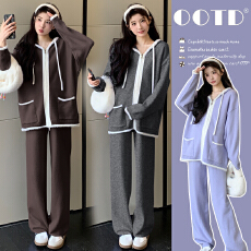 批发实拍~2025秋冬新品孕妇时尚撞色休闲<b class='q'>毛衣</b>拉链连帽+阔腿裤套装