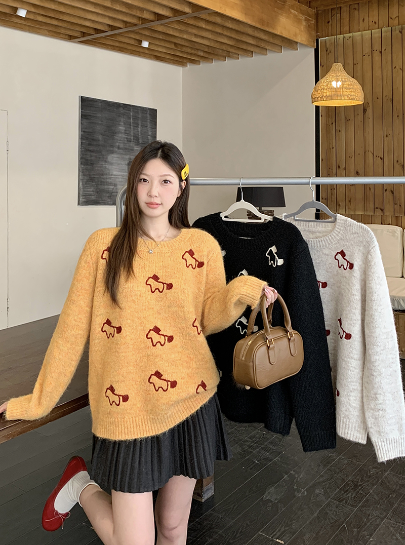 实拍2026春装新款胖mm大码女甜美设计感小马提花软糯针织毛衣上衣