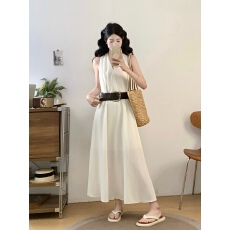 大码 连衣裙2026夏季新款法式通勤气质感收腰显瘦长背心裙