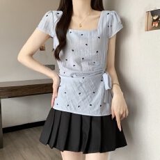 批发不规则方领衬衫女夏季新款微胖大码女装收腰显瘦气质上衣