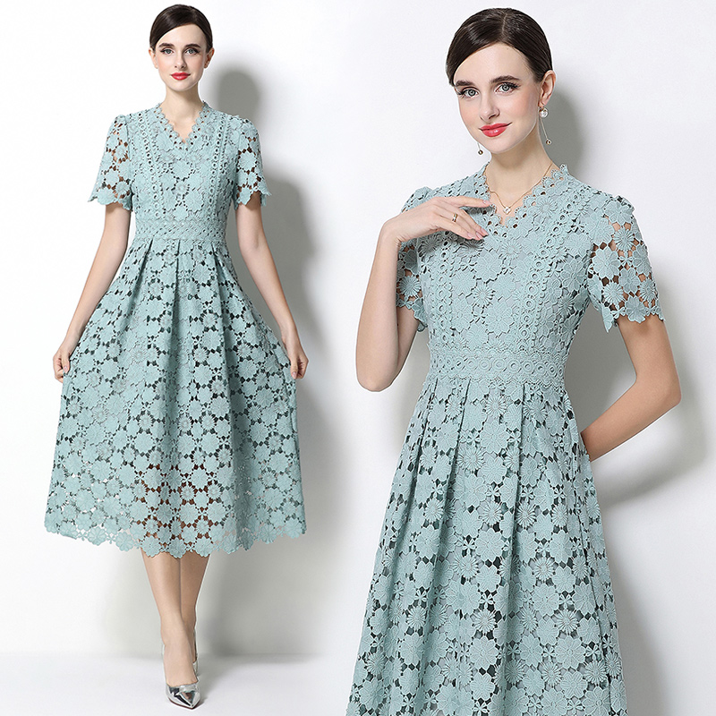 RY1704# 实拍原创V领时尚显瘦镂空水溶蕾丝定位中长款连衣裙