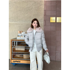 批发板栗可可Bankelili'软心泡芙'可拆卸毛领保暖90白鸭绒羽绒服女冬