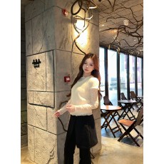 批发红人馆羊毛针织衫女2026超火减龄绝美巨好看的上衣高级感短袖毛衣