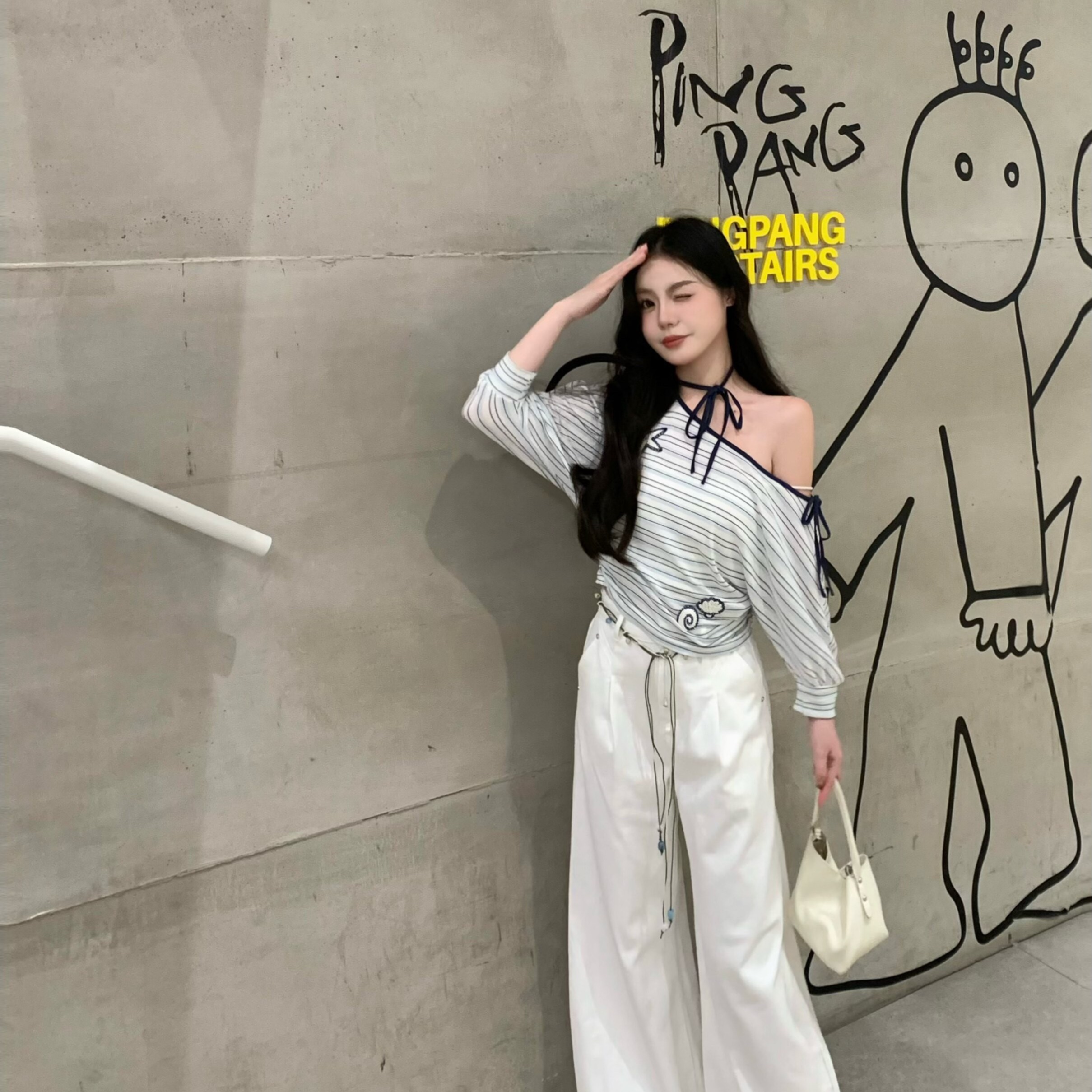 cotre 오프숄더 불가사리 tee 해풍 블루 높음 비율 라이 경기 서울 부드러운 찹쌀 배트윙 소매 스트라이프 티셔츠