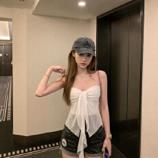 批发Skk Store 赫斯茉莉 美到开挂!氛围感密码可甜可盐波浪边网纱抹胸