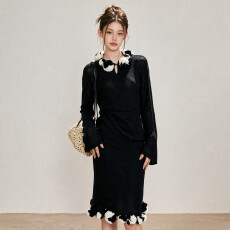 批发早安樊樊date day26S<b class='q'>花朵</b>针织套装 <b class='q'>花朵</b>领口针织长袖+半身裙
