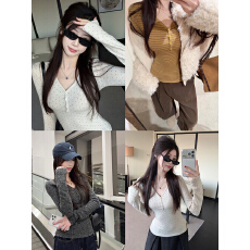 批发实拍实价~ 云朵绒感 正肩V领显瘦磨毛内搭打底衫<b class='q'>女</b>纽扣亨利衫上衣