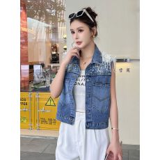 批发实拍2026春<b class='q'>夏</b>新款牛仔短外套重工钉珠绣花