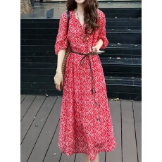 批发度假风法式气质印花V领<b class='q'>连衣裙</b>女2026夏季新款宽松显瘦遮肉长裙子