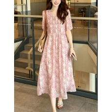 批发法式温柔风碎花连衣裙女