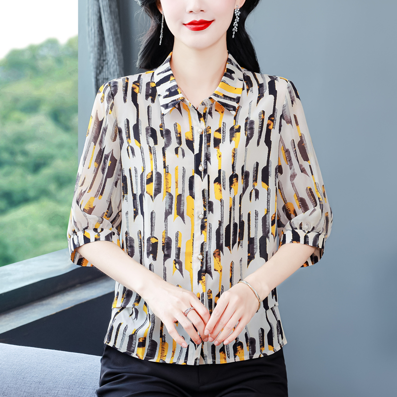 실사 2026 여름 드레스 새로운 상 꽃 조우 작은 셔츠 외국 가스 고귀한 품격 슬림해 보이는 표지 배 여성 셔츠