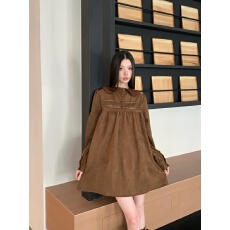 批发棕色蕾丝拼接麂皮娃娃领学院风<b class='q'>连衣裙</b>秋百搭衬衫裙