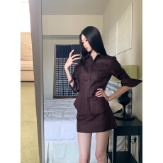 批发红木棕色莱赛尔天丝<b class='q'>亚麻</b>收腰衬衫女短款裙裤套装