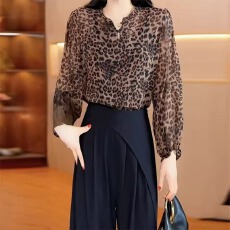 批发时尚洋气豹纹长袖套头衬衫女春<b class='q'>夏</b>新款宽松显瘦百搭<b class='q'>妈妈装</b>衬衣