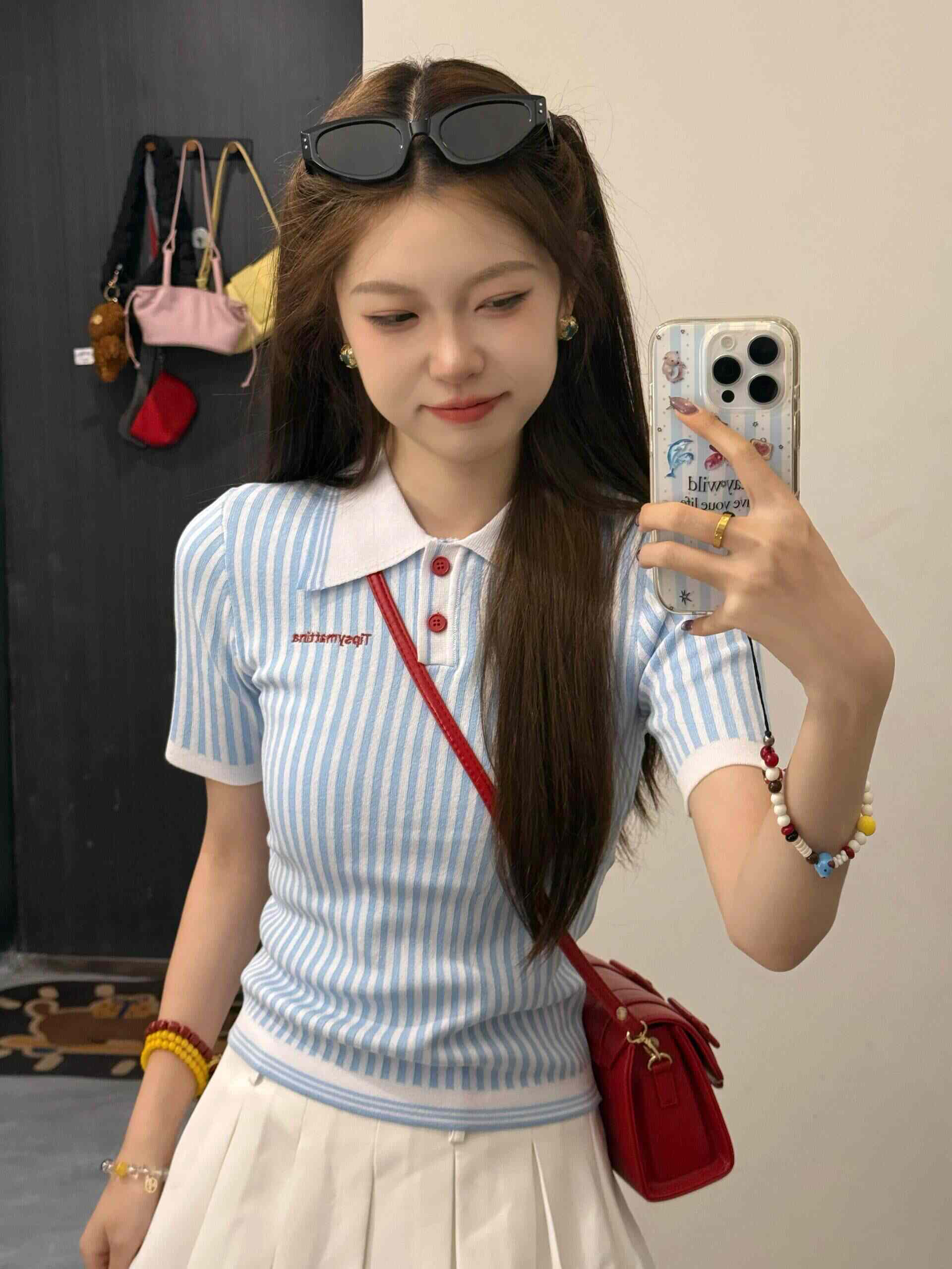 miu 부서 착용 가져 가라. POLO 칼라 스트라이프 긍정적 인 어깨 반팔 니트 스웨터 티셔츠 여성 2026 여름 새로운 디자인 센스 맨위