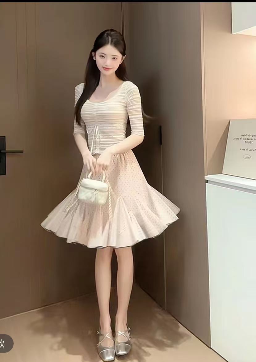 레트로 도트 무늬 하이웨이스트 한 마디 반신 스커트 여성 문예 바람 망사 치마 다용도 미니 스커트 슬림해 보이는 미니 스커트
