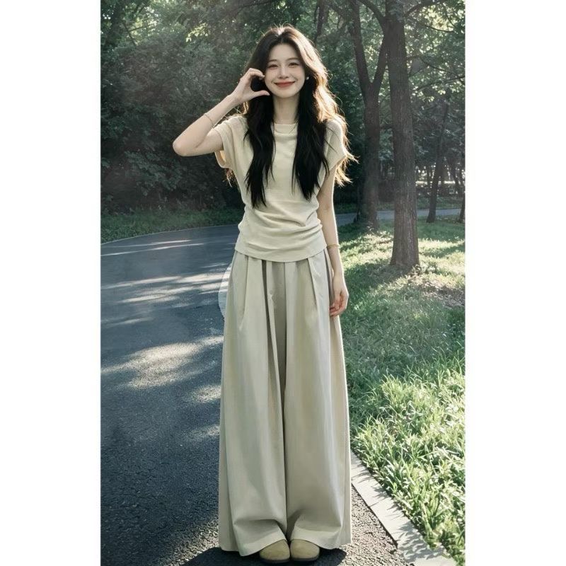 고급 센스 ootd 착용 가져 가라. 전체 집합 2026 새로운 반팔 티셔츠 여성 여름 와이드 레그 팬츠 캐주얼 투피스 슈트