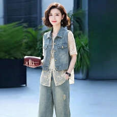 批发蕾丝拼接新款<b class='q'>牛仔</b><b class='q'>套装</b>2026夏时髦洋气九分阔腿裤两件套