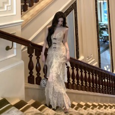 live级灵动感~重工线立体蕾丝连衣裙